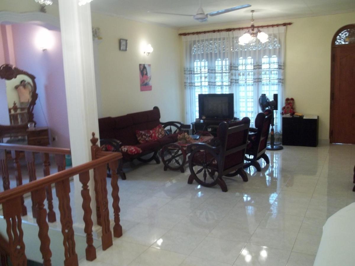 Anura Home Stay Калутара Екстер'єр фото