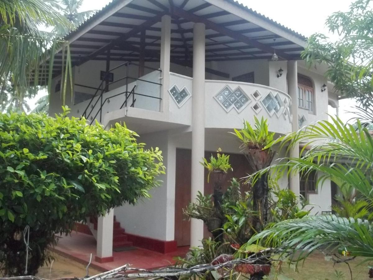 Anura Home Stay Калутара Екстер'єр фото